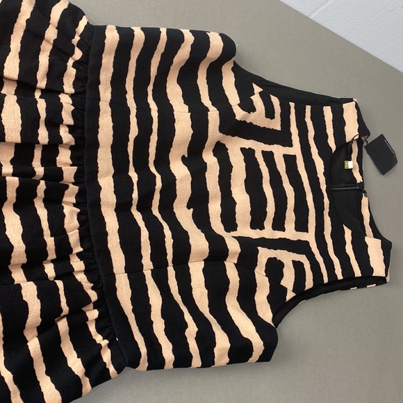 4.collective Designer Dress - Picture 3 of 8